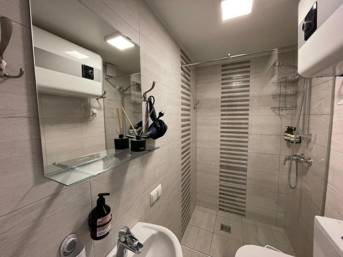 Nidos Palve Ground Zero Apartment Ngoại thất bức ảnh