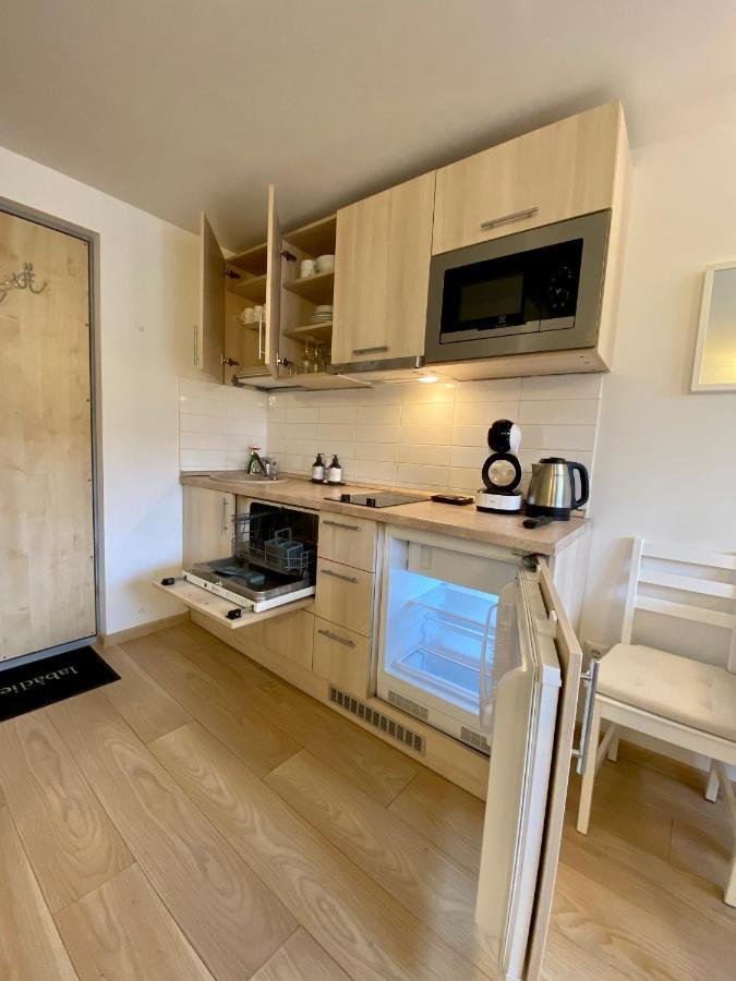 Nidos Palve Ground Zero Apartment Ngoại thất bức ảnh