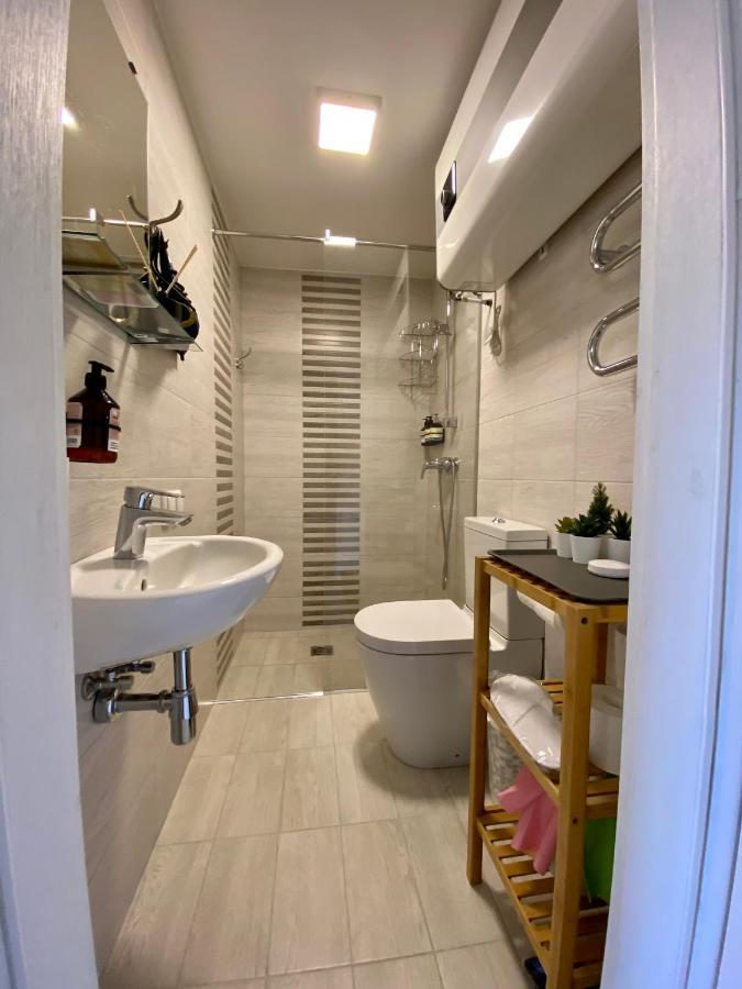 Nidos Palve Ground Zero Apartment Ngoại thất bức ảnh
